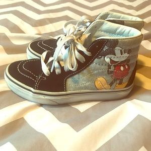 Mickey Mouse Disney Vans Sz 13